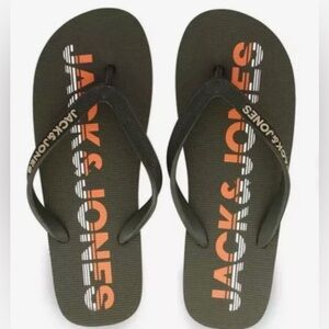 NWT Jack And Jones flip-flop sandals. New in original packaging. Retail $25